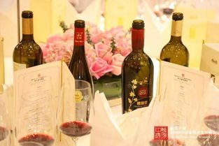 喜報丨樓蘭深根葡萄酒受到世界頂級大師聯名推薦,榮獲多項殊榮