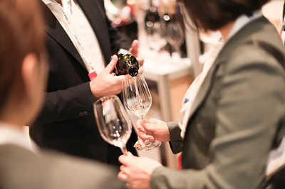 專訪VINEXPOSIUM CEO:葡萄酒市場結構已發生變化,酒莊不應過度依賴進口商