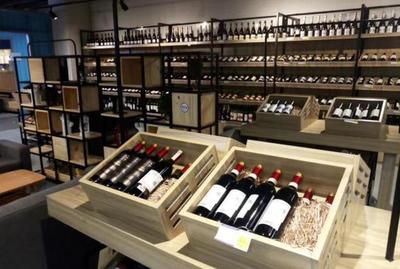 奶粉、化妝品、紅酒. 看看進口商品的正確選購方法